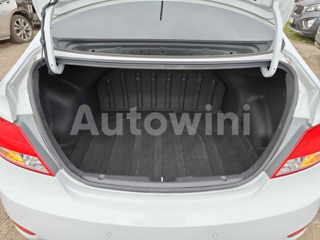 2018 HYUNDAI ACCENT  1.4 SM.KEY*2/NAVI CAMERA ABS VDC EPS TPMS AT - 31
