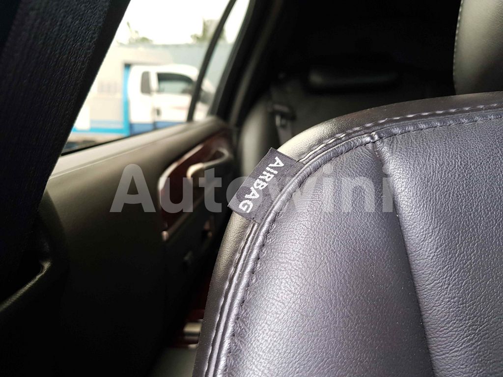 2010 LINCOLN TOWN CAR FUNERAL COACH NAVI ABS AT - 22