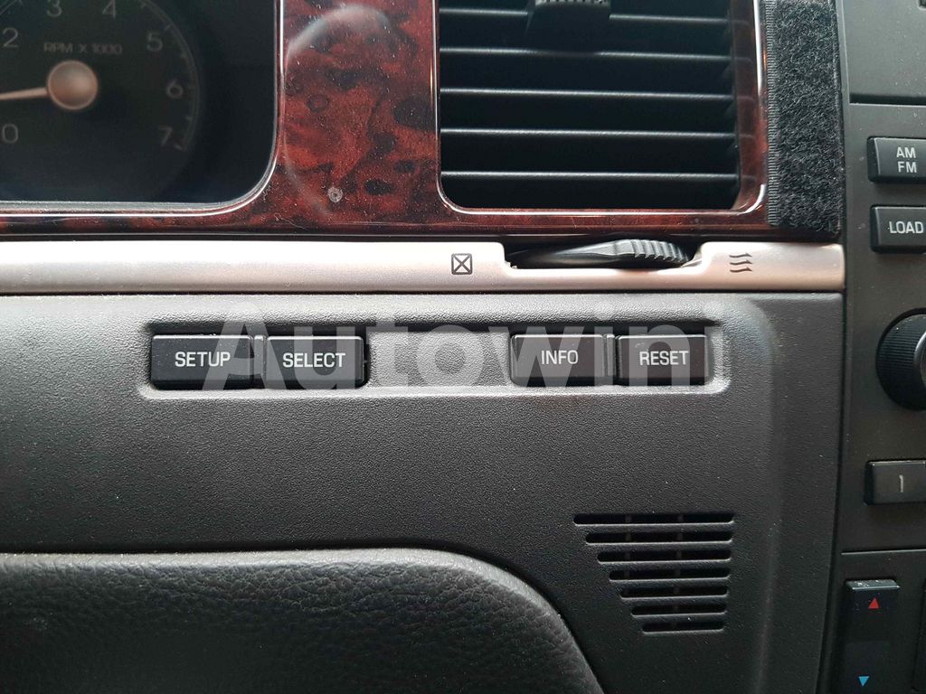2010 LINCOLN TOWN CAR FUNERAL COACH NAVI ABS AT - 25