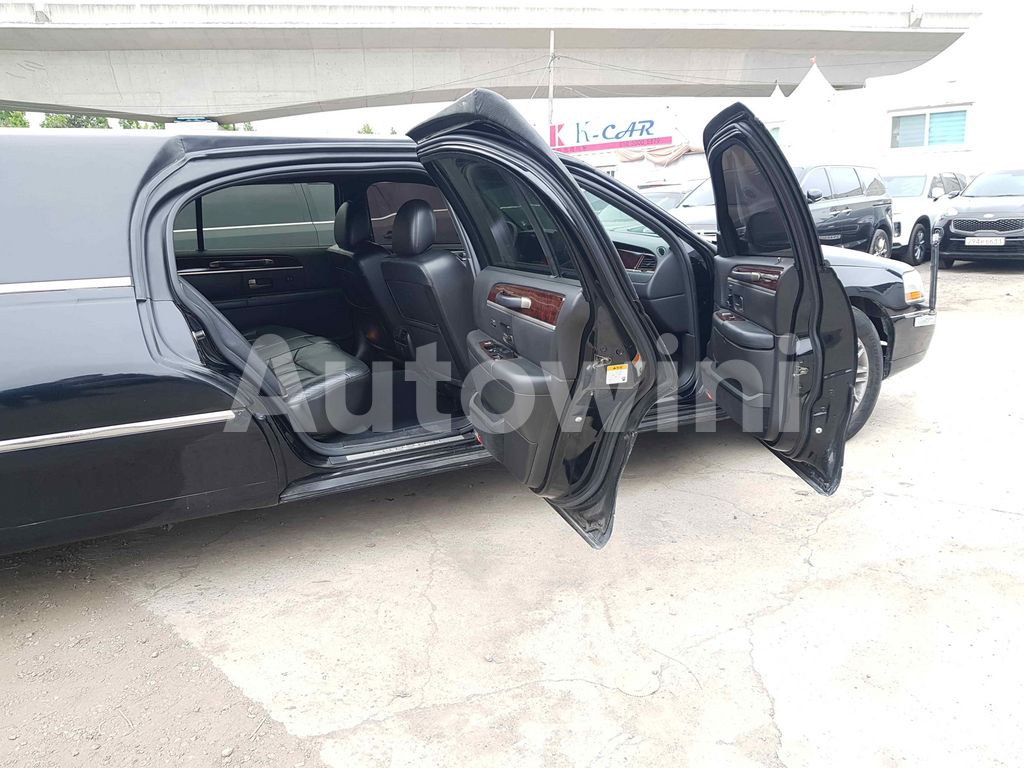 2010 LINCOLN TOWN CAR FUNERAL COACH NAVI ABS AT - 41