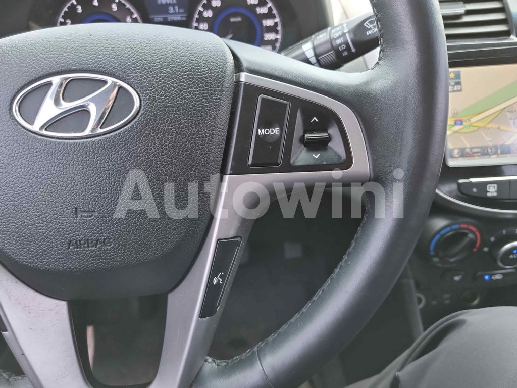 2018 HYUNDAI ACCENT  1.4 SM.KEY*2 NAVI CAM ABS VDC EPS TPMS AT - 23