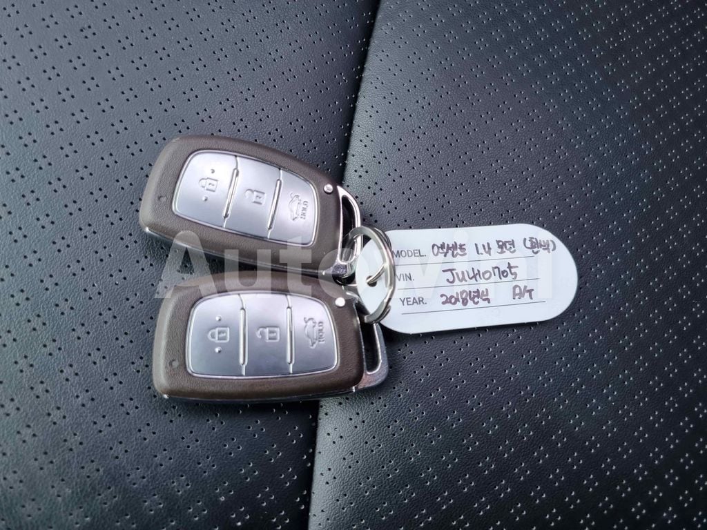 2018 HYUNDAI ACCENT  1.4 SM.KEY*2 NAVI CAM ABS VDC EPS TPMS AT - 29