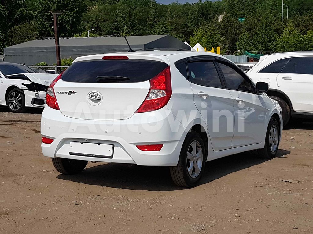2014 HYUNDAI ACCENT  1.6 WIT REAR CAMERA ABS EPS AT - 8