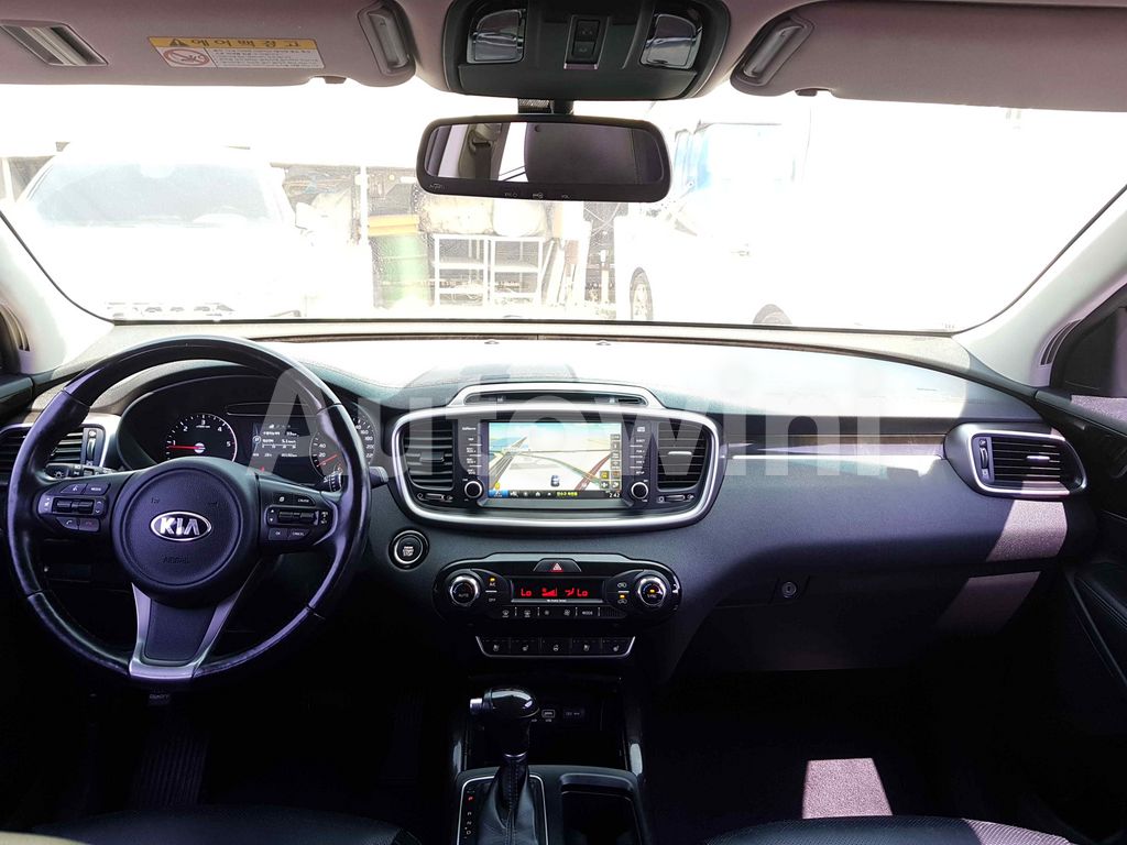 2015 KIA  SORENTO 2.0 SM.KEY NAVI CAM ABS TPMS - 9