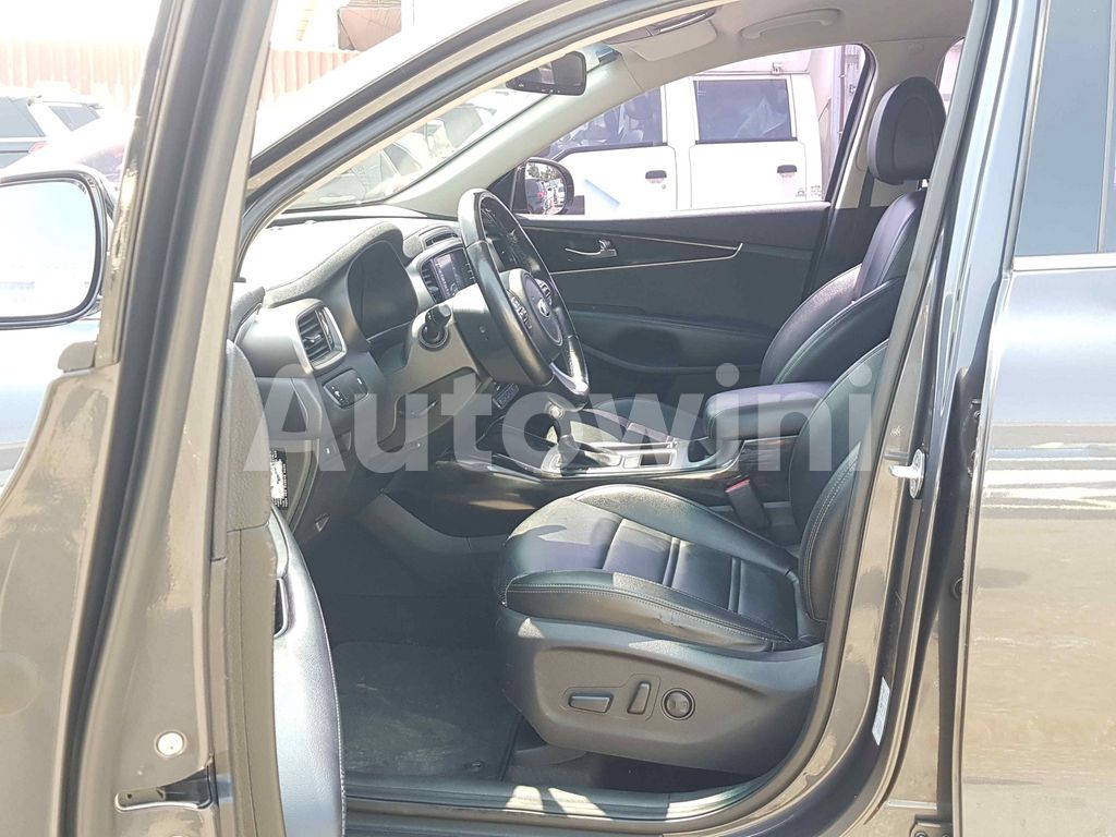 2015 KIA  SORENTO 2.0 SM.KEY NAVI CAM ABS TPMS - 10
