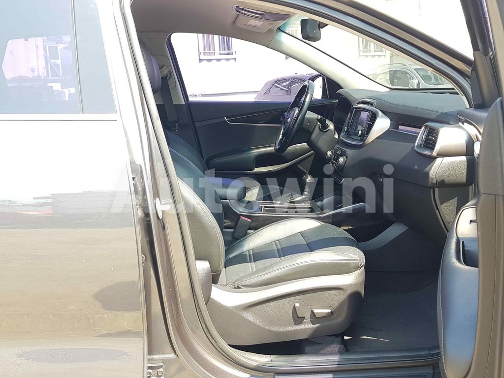 2015 KIA  SORENTO 2.0 SM.KEY NAVI CAM ABS TPMS - 13