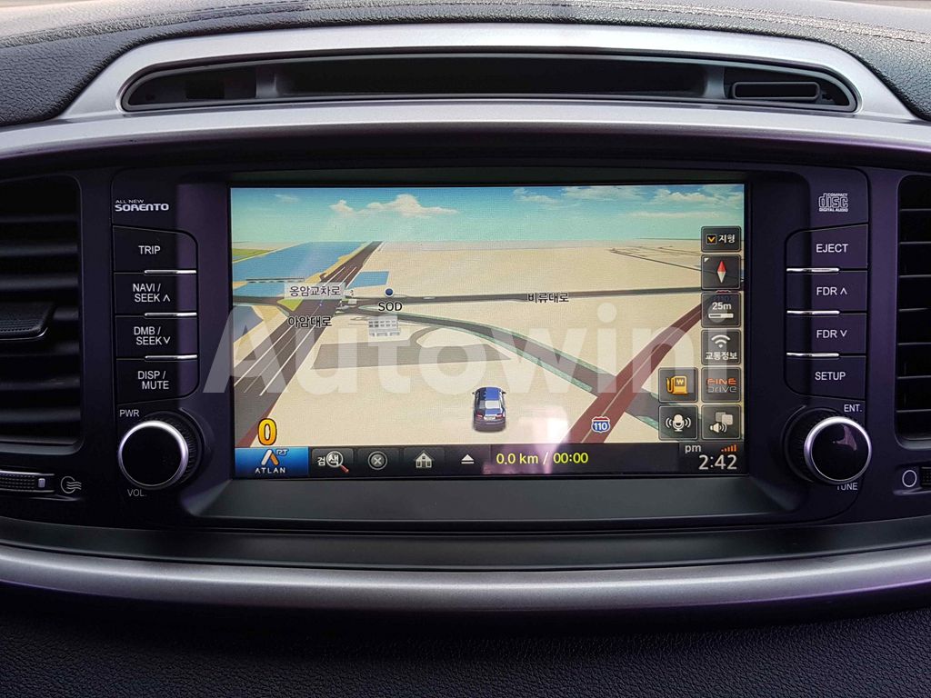 2015 KIA  SORENTO 2.0 SM.KEY NAVI CAM ABS TPMS - 26