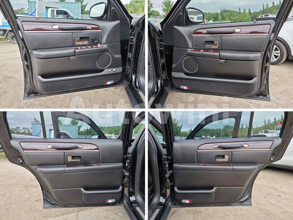 2010 LINCOLN TOWN CAR HEARSE/ REAR CAMERA ABS AT - 34