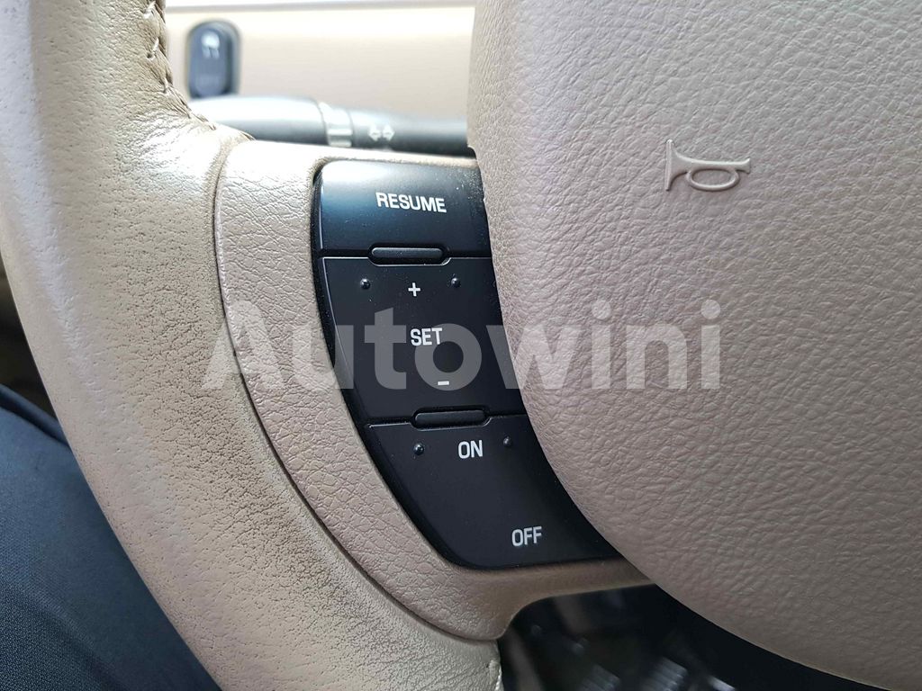 2010 LINCOLN TOWN CAR HEARSE BEIGE INTERIOR ABS AT - 16