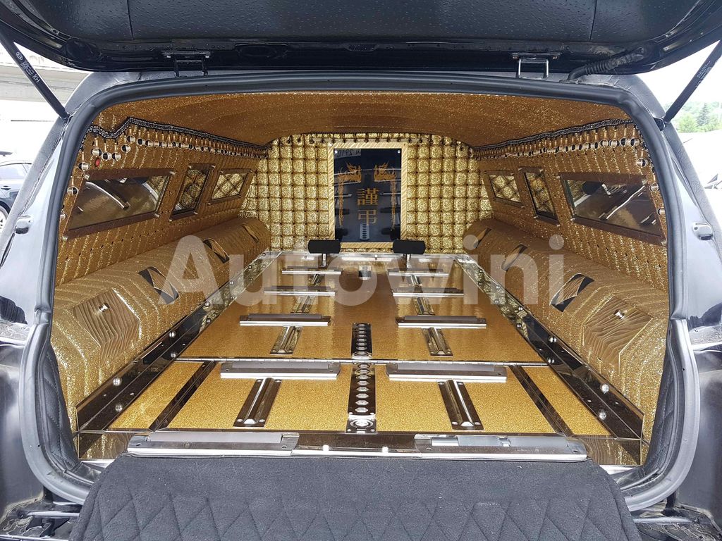 2010 LINCOLN TOWN CAR HEARSE BEIGE INTERIOR ABS AT - 30