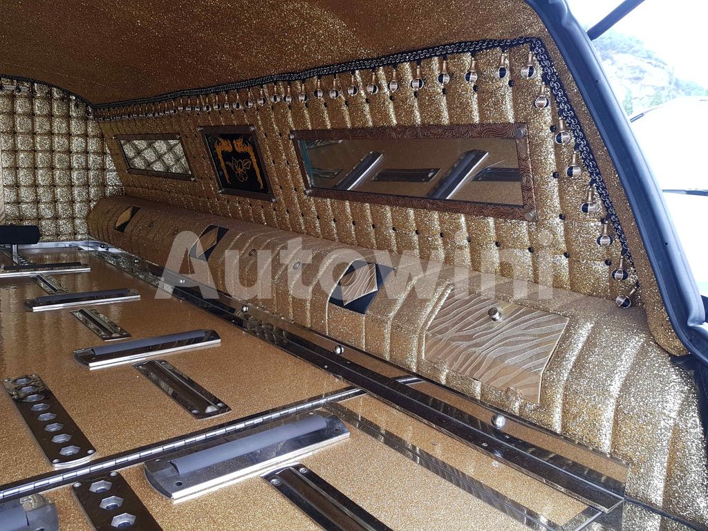 2010 LINCOLN TOWN CAR HEARSE BEIGE INTERIOR ABS AT - 33