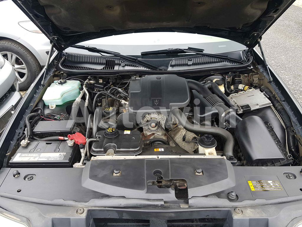 2010 LINCOLN TOWN CAR HEARSE BEIGE INTERIOR ABS AT - 48