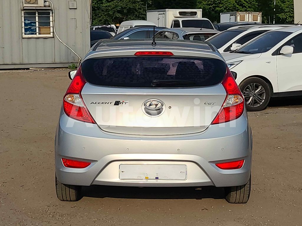 2012 HYUNDAI ACCENT  1.6 VGT PREMIER LEATHER SEATS/HEATING SEATS/ABS EPS AT - 4