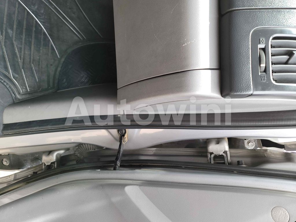 2014 HYUNDAI GRAND STAREX H-1 NO ACCIDENT - 44