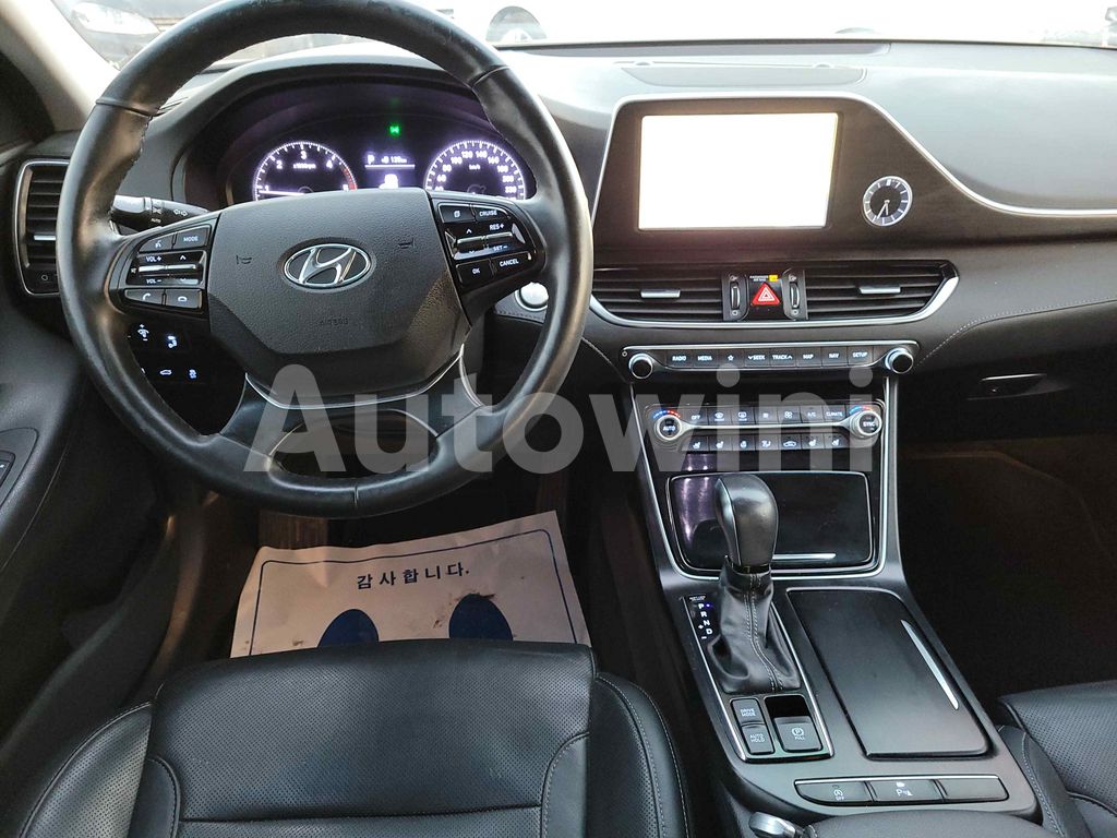 2017 HYUNDAI GRANDEUR IG AZERA NO ACCIDENT PREMIUM - 41