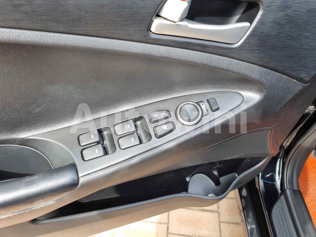 2013 HYUNDAI YF SONATA LPG AT - 22