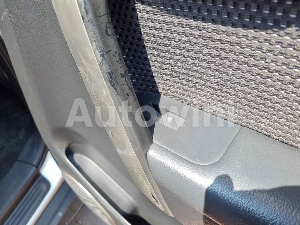 2010 GM DAEWOO (CHEVROLET) WINSTORM 4WD - 34