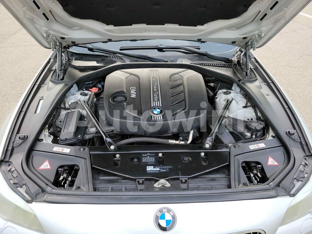 2013 BMW 5 SERIES F10  SUNROOF - 49