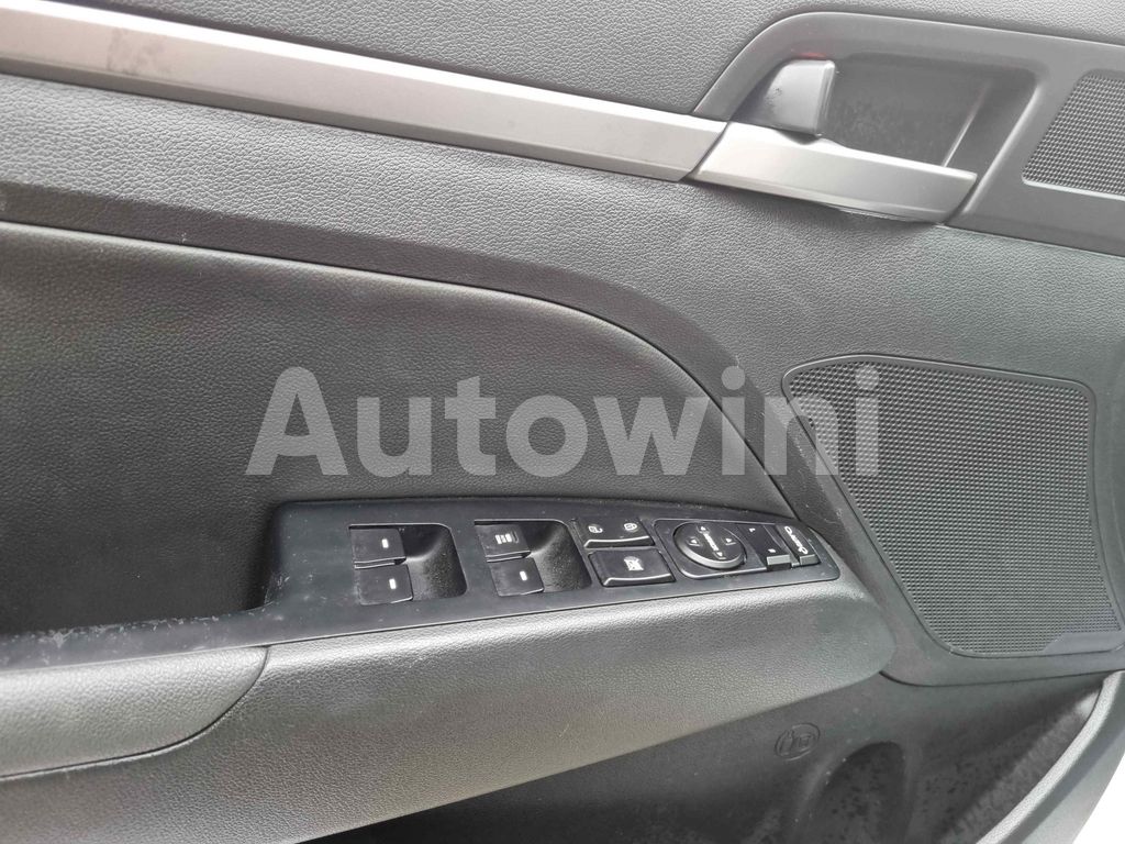 KMHTB41BP8A122334   ?RE-CARVED VIN NUMBER  BUYERS NEED TO CHECK IF RE-CARVED VIN NUMBERS ARE ALLOWED IN THEIR COUNTRY TO AVOID CUSTOMS ISSUES BEFORE BOOKING. 2012 HYUNDAI GRANDEUR HG AZERA A+-2