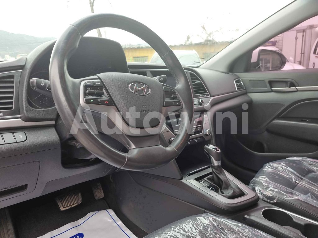 KMHTB41BP8A122334   ?RE-CARVED VIN NUMBER  BUYERS NEED TO CHECK IF RE-CARVED VIN NUMBERS ARE ALLOWED IN THEIR COUNTRY TO AVOID CUSTOMS ISSUES BEFORE BOOKING. 2012 HYUNDAI GRANDEUR HG AZERA A+-3
