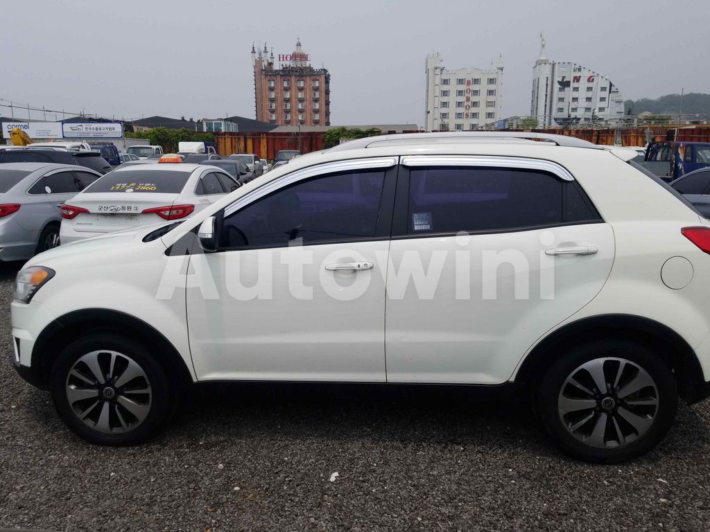 2014 SSANGYONG  KORANDO C 2.0 DIESEL CVT 2WD ENGINE MISSION VERY GOOD PRICE GOOD AAA HURRY UP - 40