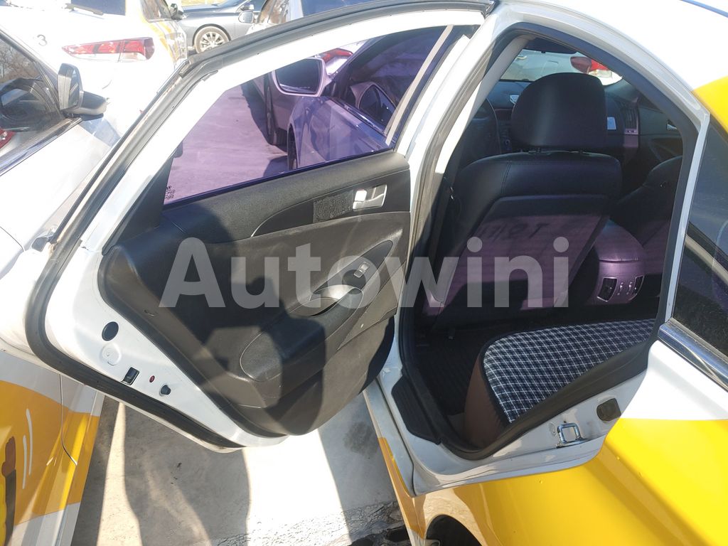 2016 HYUNDAI YF SONATA THE BRILLIANT 16OF16 TAXI REAL ODOMETER - 16