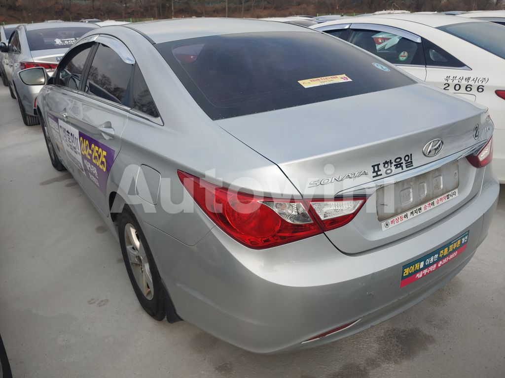 2016 HYUNDAI YF SONATA THE BRILLIANT 16OF16 TAXI REAL ODOMETER - 9