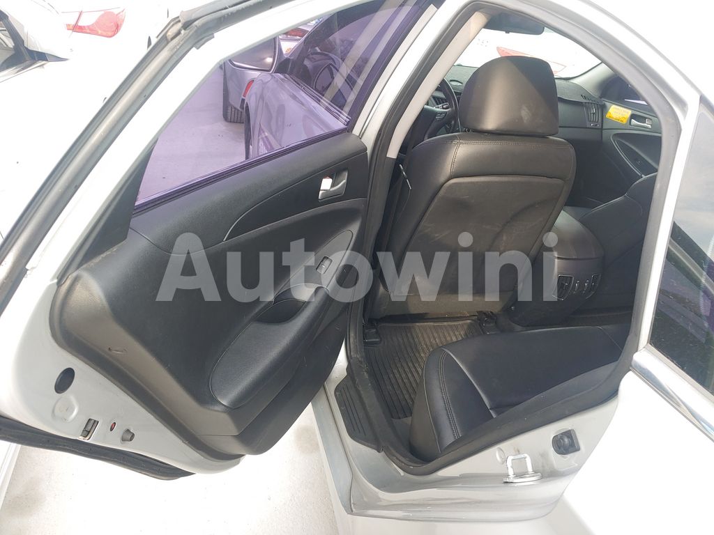 2016 HYUNDAI YF SONATA THE BRILLIANT 16OF16 TAXI REAL ODOMETER - 16