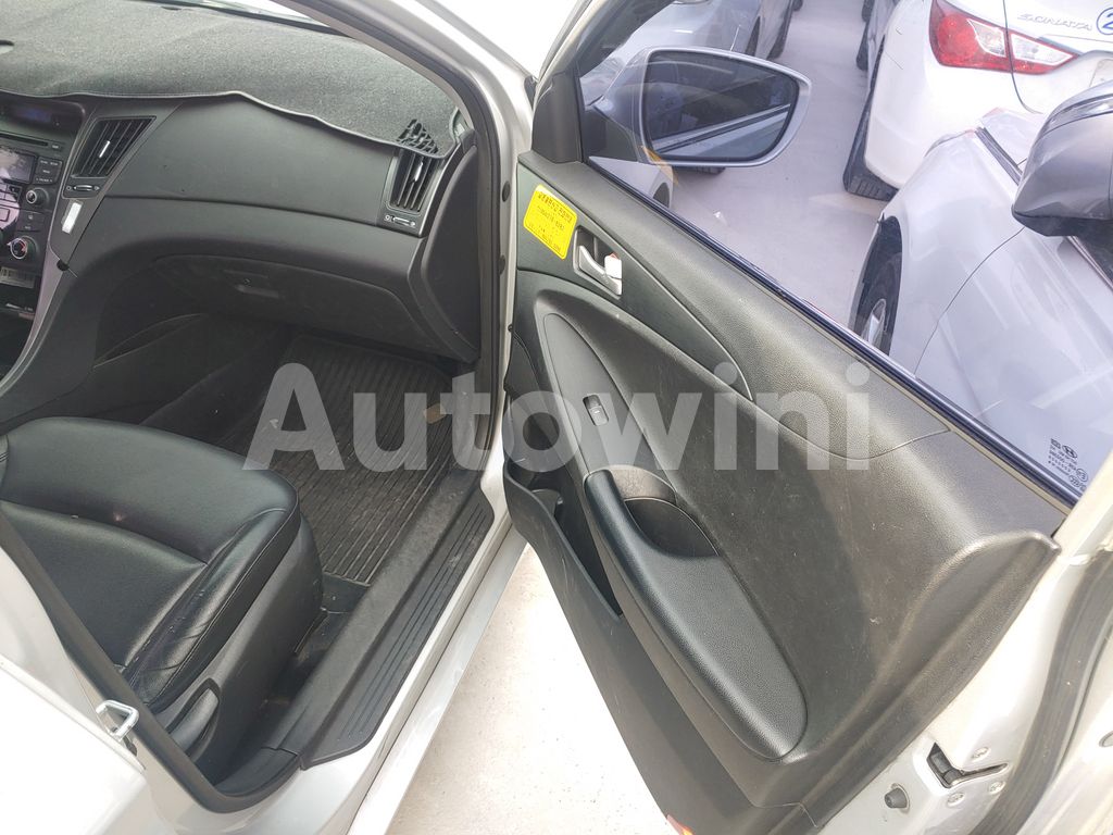 2016 HYUNDAI YF SONATA THE BRILLIANT 16OF16 TAXI REAL ODOMETER - 19