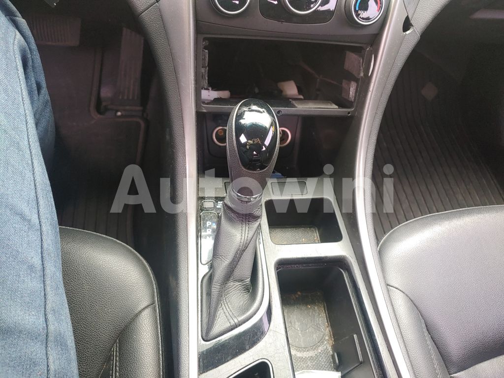 2016 HYUNDAI YF SONATA THE BRILLIANT 16OF16 TAXI REAL ODOMETER - 25