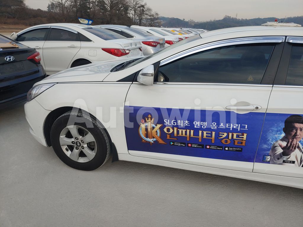 2016 HYUNDAI YF SONATA THE BRILLIANT 16OF16 TAXI REAL ODOMETER - 10