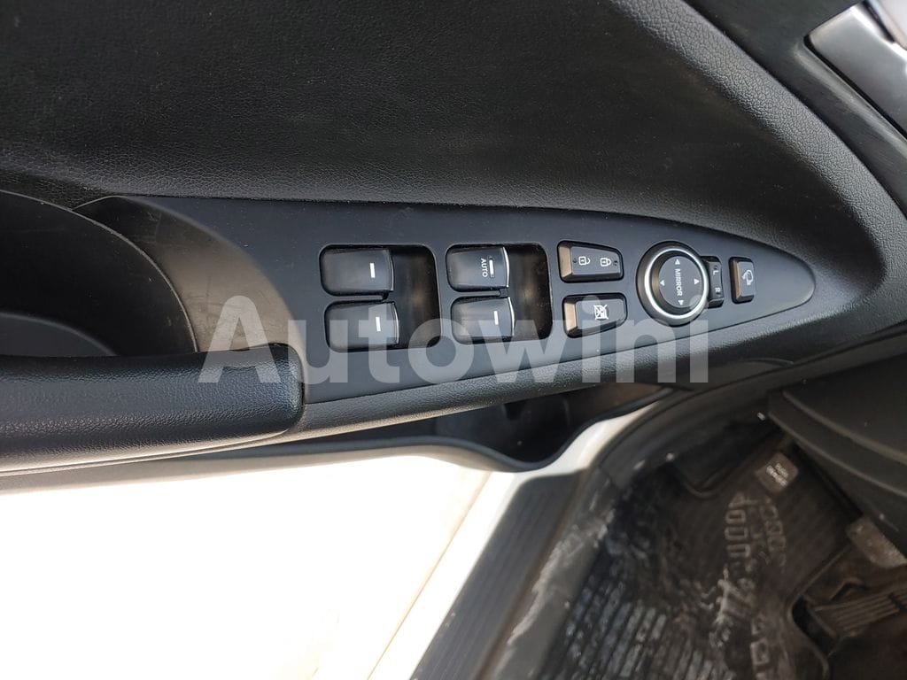 2016 HYUNDAI YF SONATA THE BRILLIANT 16OF16 TAXI REAL ODOMETER - 18