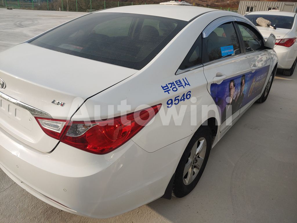 2016 HYUNDAI YF SONATA THE BRILLIANT 16OF16 TAXI REAL ODOMETER - 7