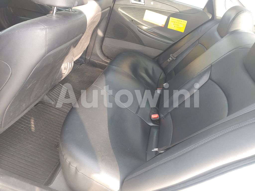 2016 HYUNDAI YF SONATA THE BRILLIANT 16OF16 TAXI REAL ODOMETER - 17