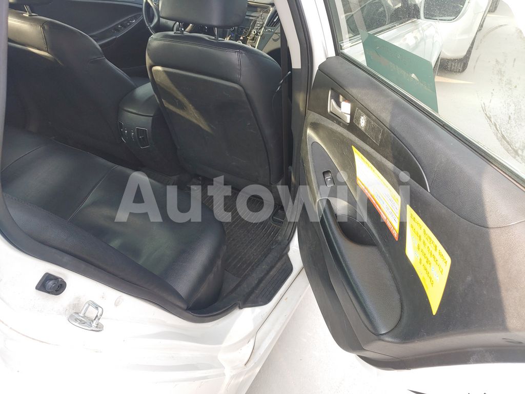 2016 HYUNDAI YF SONATA THE BRILLIANT 16OF16 TAXI REAL ODOMETER - 18