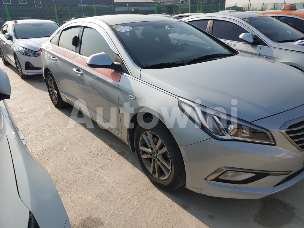 KMHE341DBJA431546 2018 HYUNDAI LF SONATA 18OF17 TAXI REAL ODOMETER-3