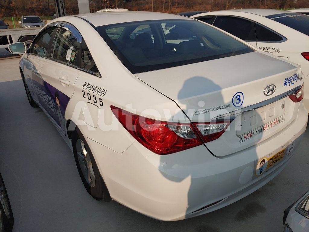 2016 HYUNDAI YF SONATA THE BRILLIANT 16OF16 TAXI REAL ODOMETER - 10