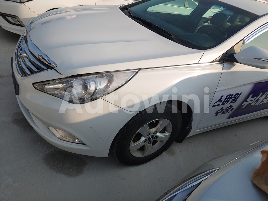 2016 HYUNDAI YF SONATA THE BRILLIANT 16OF16 TAXI REAL ODOMETER - 14