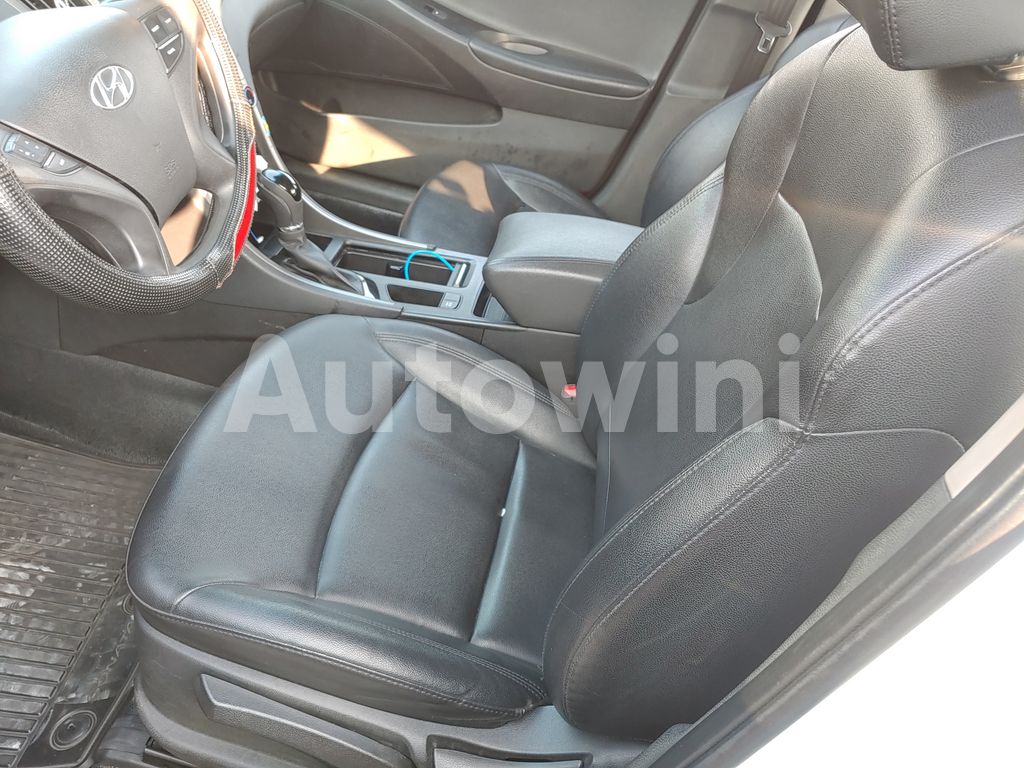 2016 HYUNDAI YF SONATA THE BRILLIANT 16OF16 TAXI REAL ODOMETER - 17