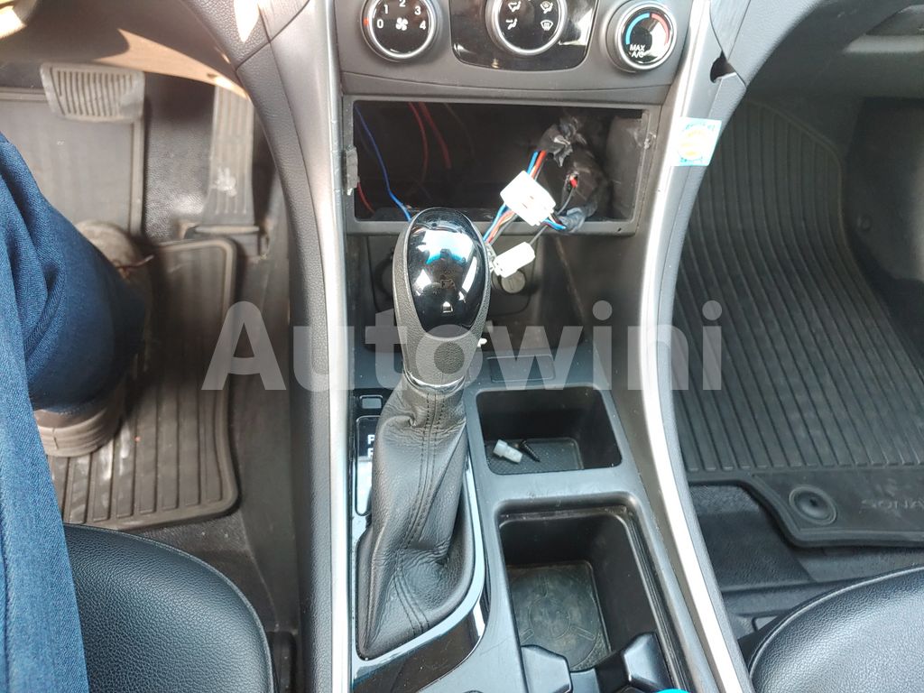 2016 HYUNDAI YF SONATA THE BRILLIANT 16OF16 TAXI REAL ODOMETER - 28