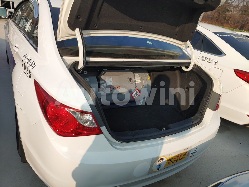 2016 HYUNDAI YF SONATA THE BRILLIANT 16OF16 TAXI REAL ODOMETER - 37