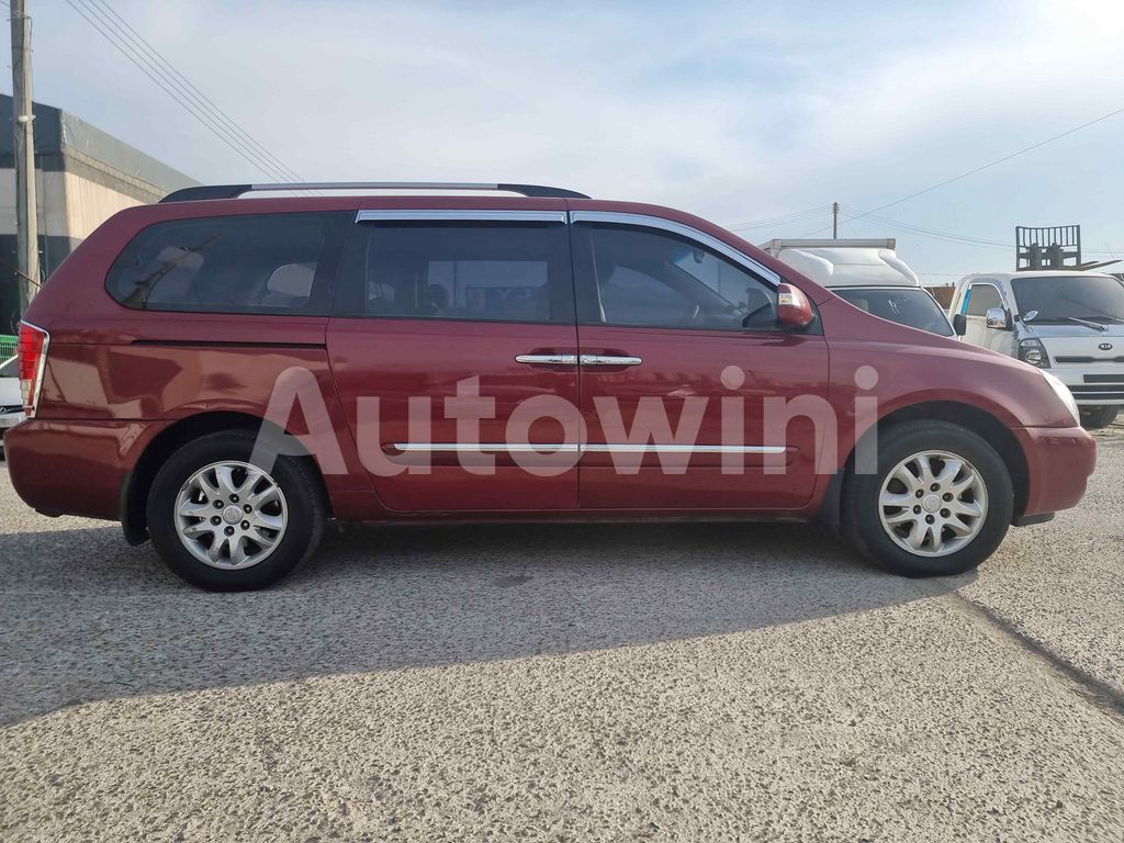 2011 KIA GRAND CARNIVAL R SUNROOF - 7