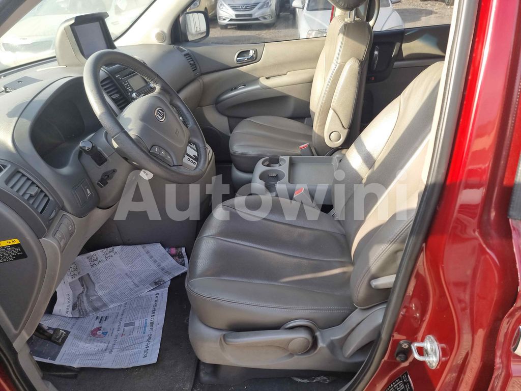 2011 KIA GRAND CARNIVAL R SUNROOF - 12