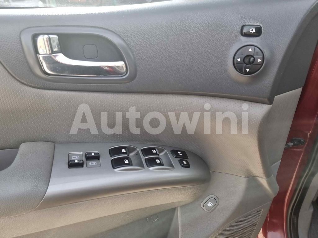 2011 KIA GRAND CARNIVAL R SUNROOF - 13