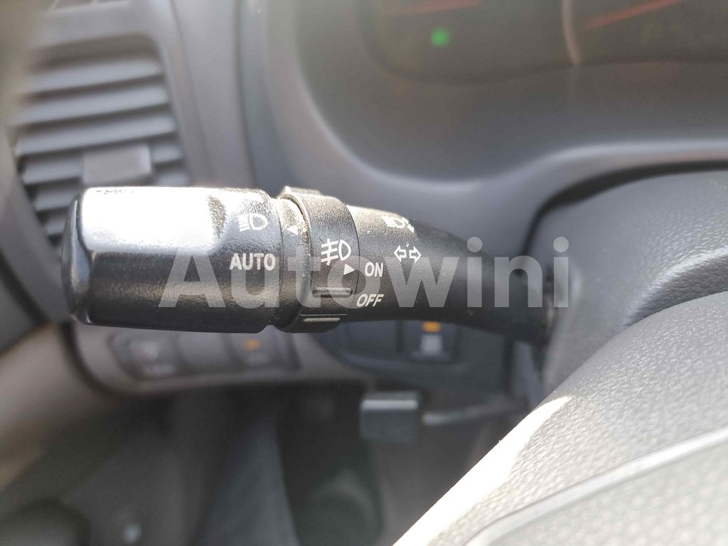 2011 KIA GRAND CARNIVAL R SUNROOF - 15