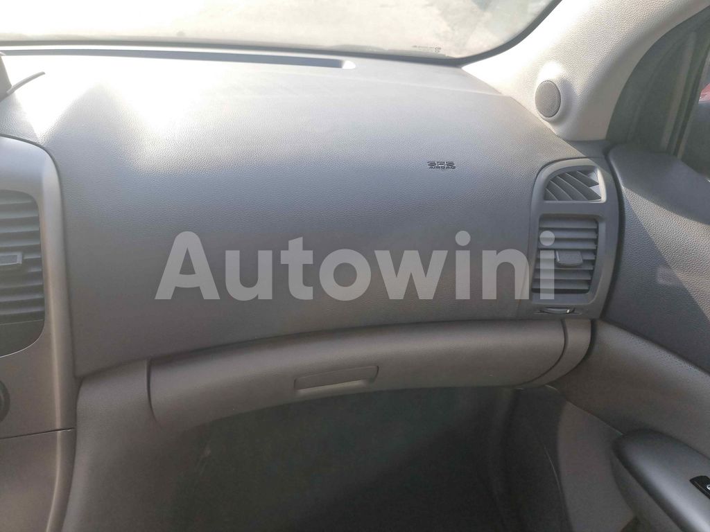 2011 KIA GRAND CARNIVAL R SUNROOF - 21