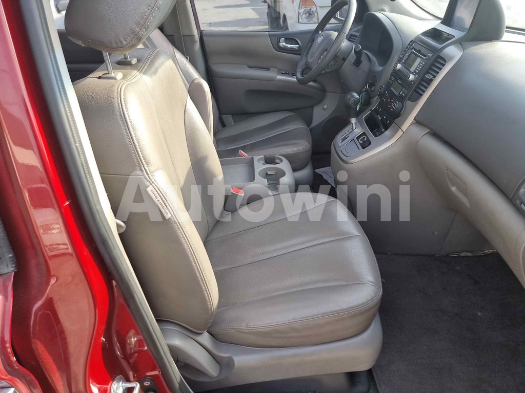 2011 KIA GRAND CARNIVAL R SUNROOF - 32
