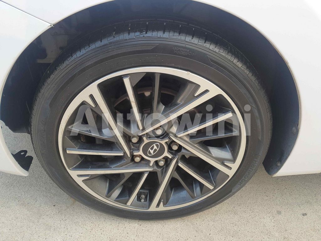 2016 HYUNDAI AVANTE ELANTRA 17INCH LPG AT - 10