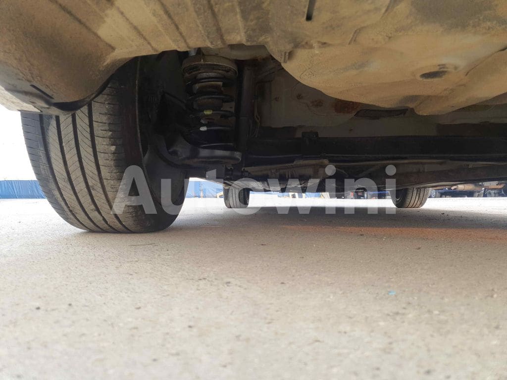 2016 HYUNDAI AVANTE ELANTRA 17INCH LPG AT - 33