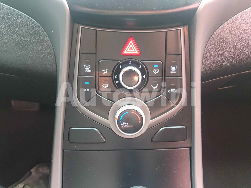 2016 HYUNDAI AVANTE ELANTRA 17INCH LPG AT - 41